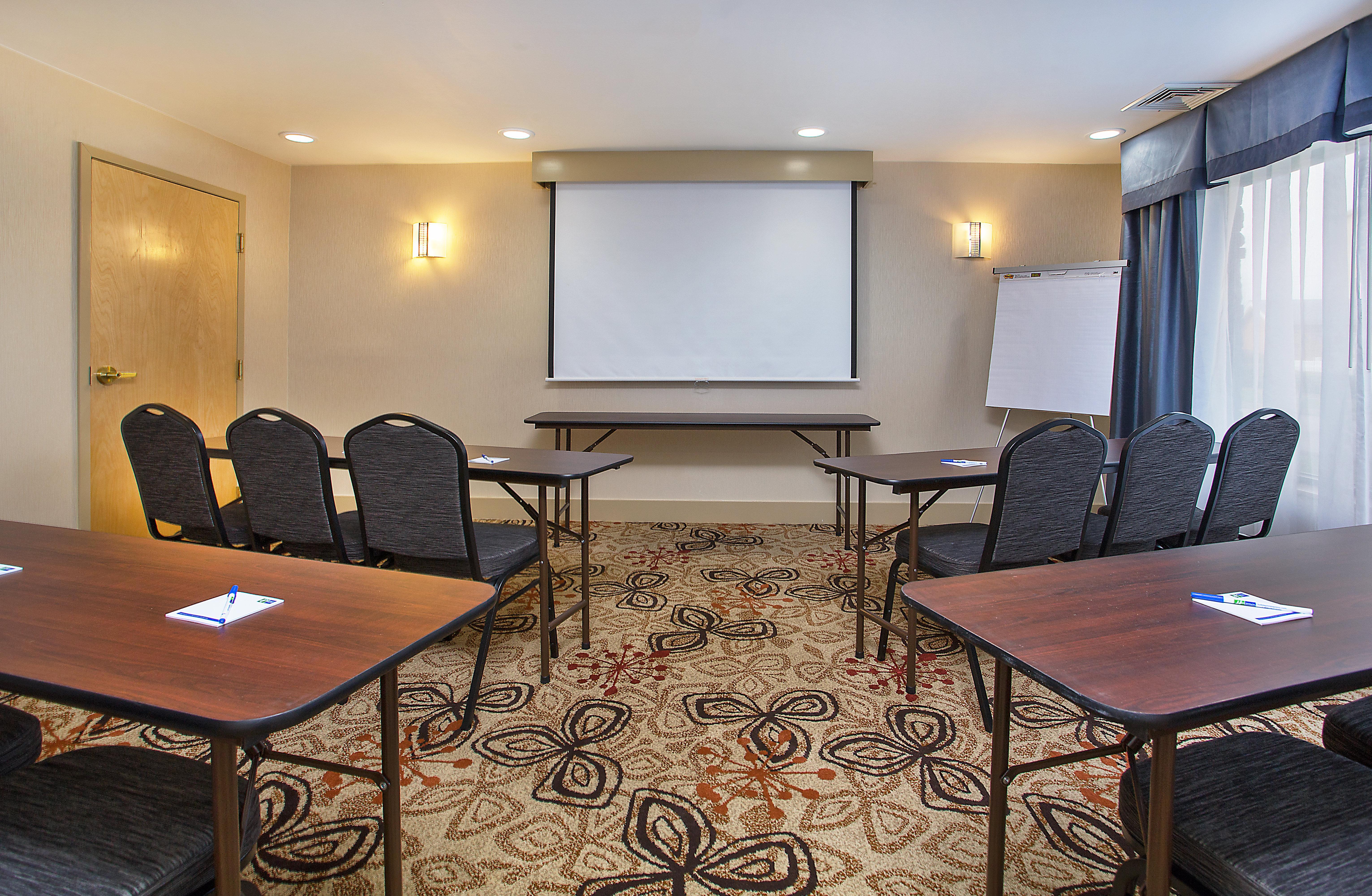 Holiday Inn Express Berea By Ihg Exterior photo
